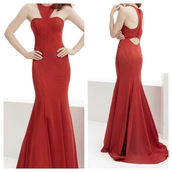 JASZ COUTURE Prom Dress - Picture 1 of 10